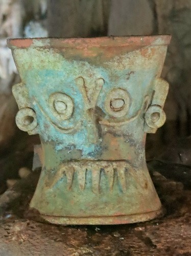 The history of the Maya: Offerings