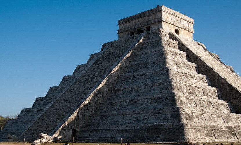 El Castillo Chichen Itza Ausflug